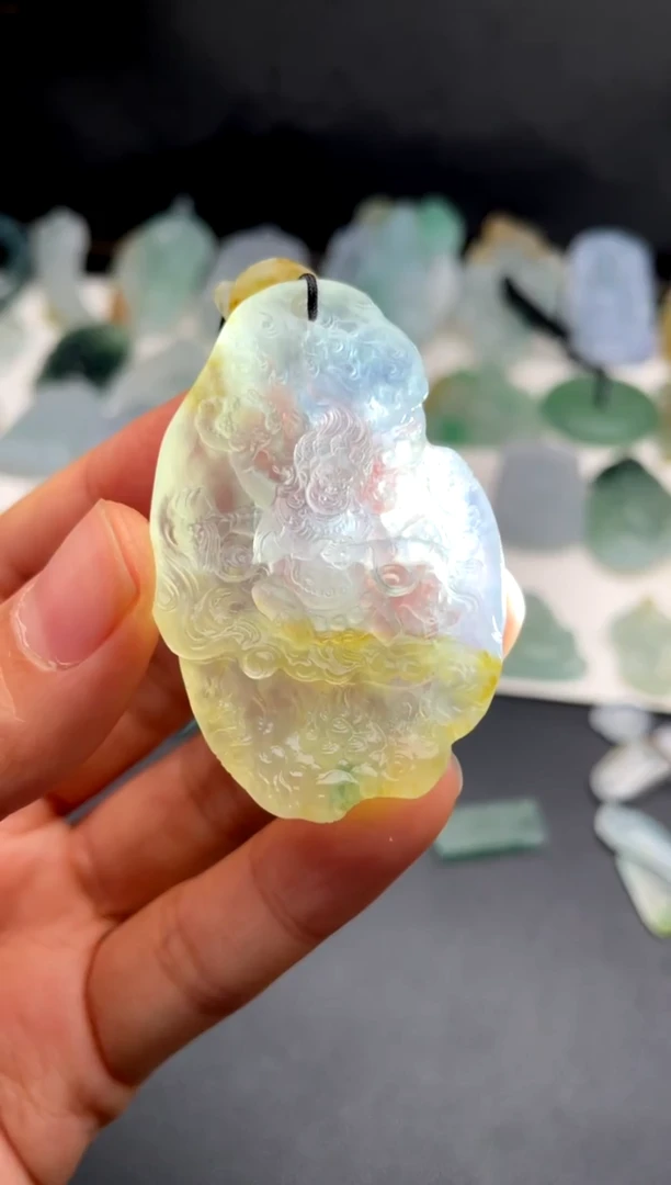 未镶嵌定制翡翠毛货大黑天  不含绳子
