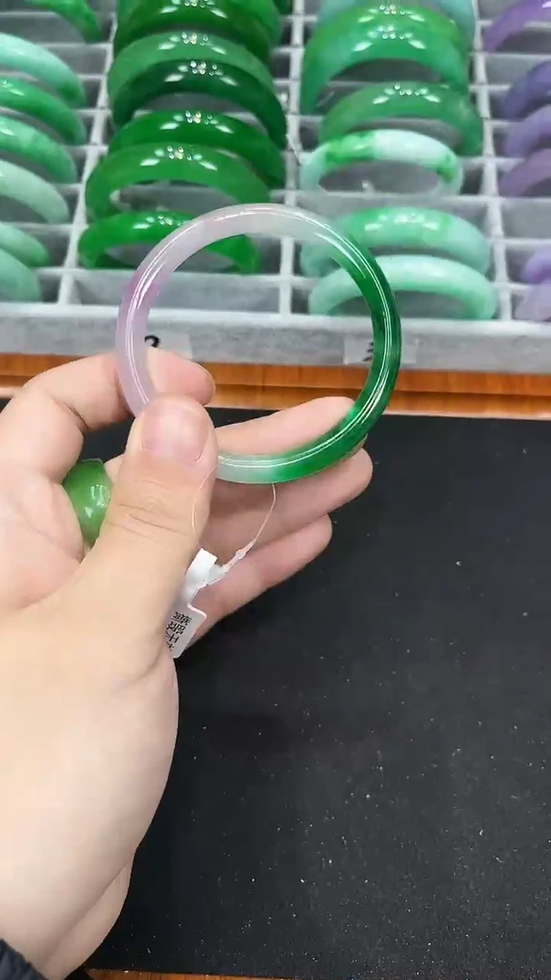 【闪购商品】砖雕s81 春带彩手镯 圈口56