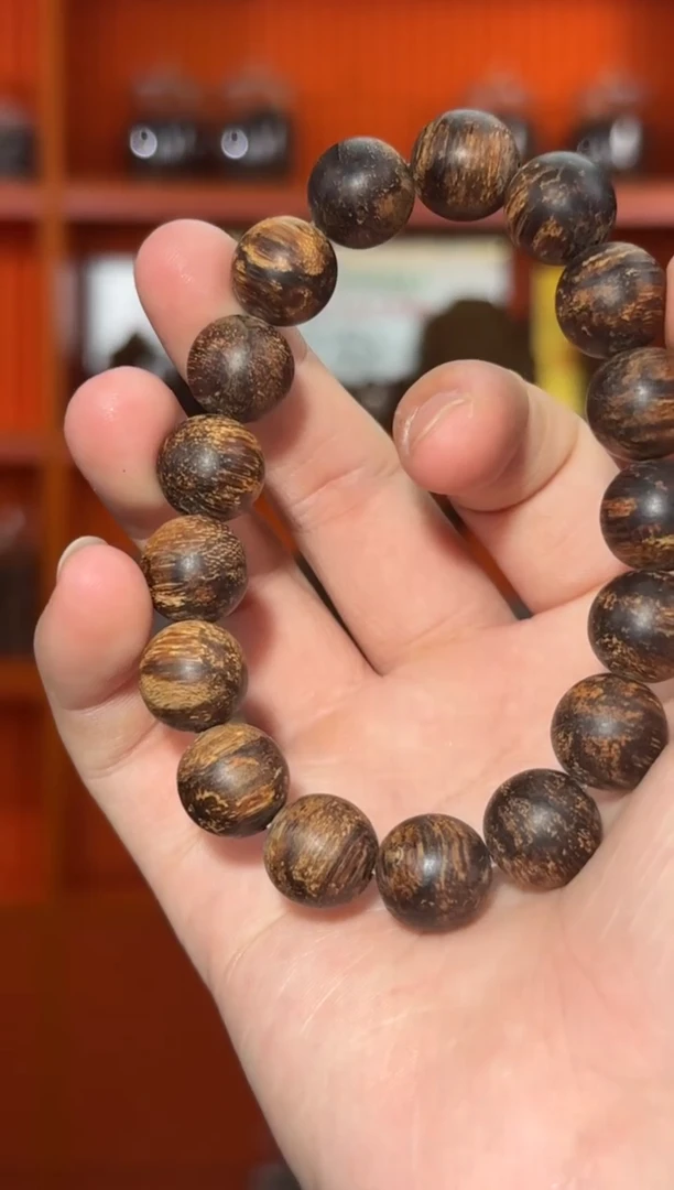 手串沉香品***生越南1.3多样性发一