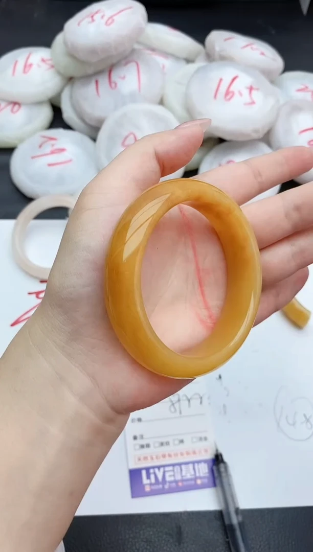 石英质玉手镯未镶嵌154+57/58