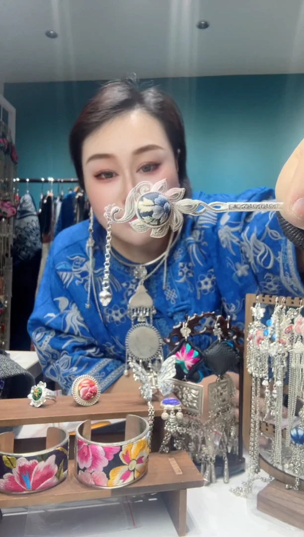 【闪购商品】刺绣纯手工苗绣非遗发簪