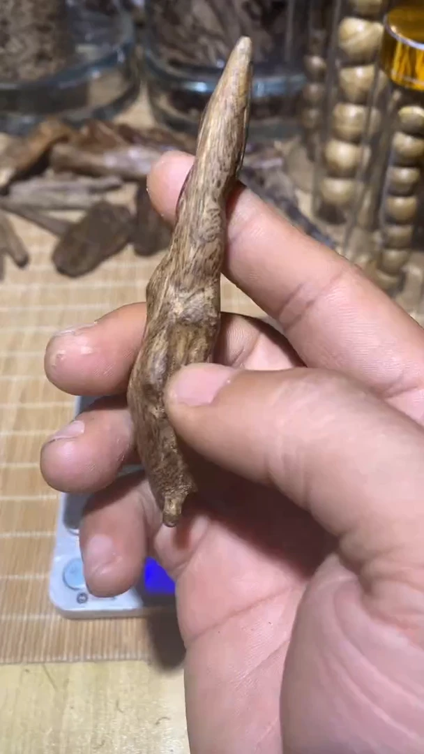 【闪购商品】沉香沉香碎屑惠安8.7克