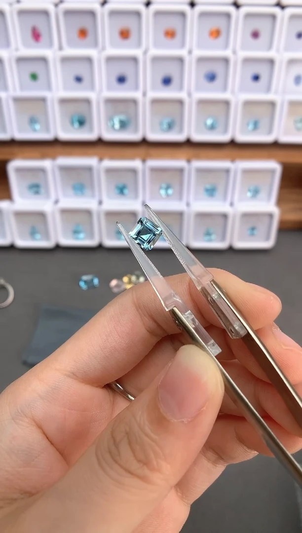 未镶嵌裸石定制海蓝宝石1.09ct圣玛  03089