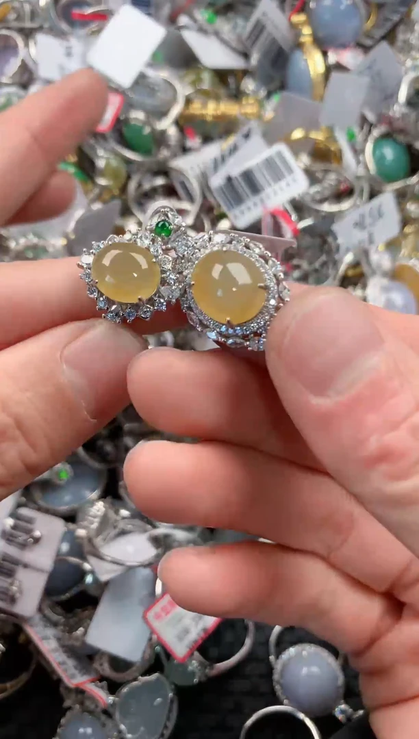 未镶嵌戒指翡翠888    8