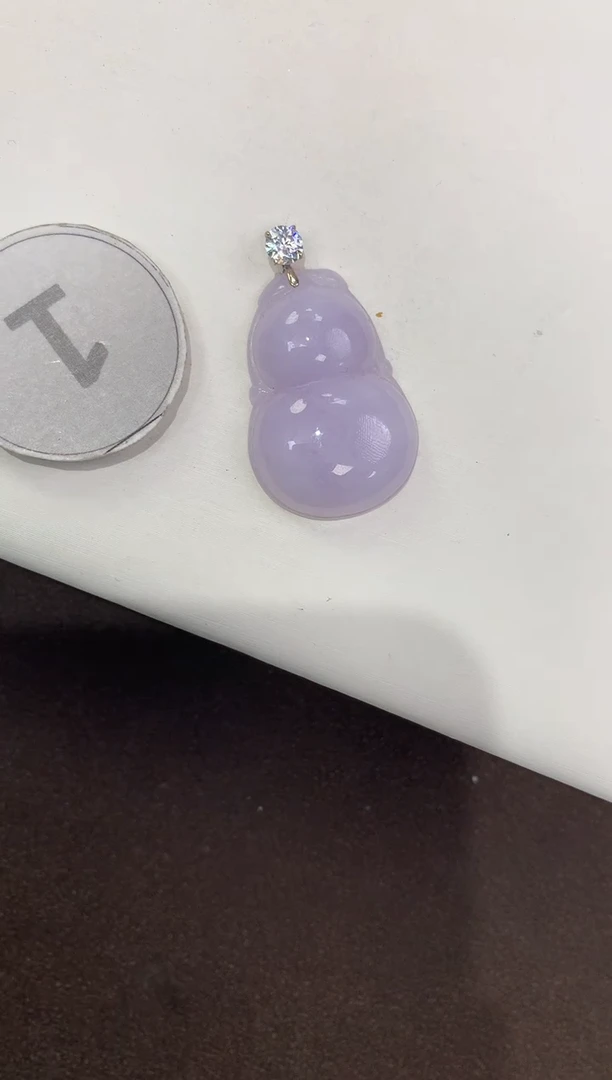 颈饰18K金镶嵌翡翠天然缅甸A货翡翠