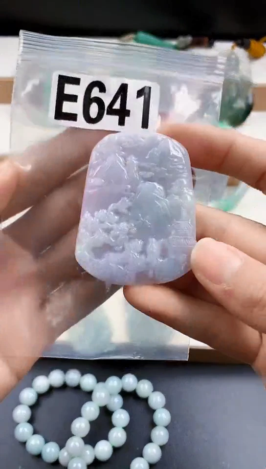 颈饰未镶嵌翡翠天然翡翠吊坠挂件