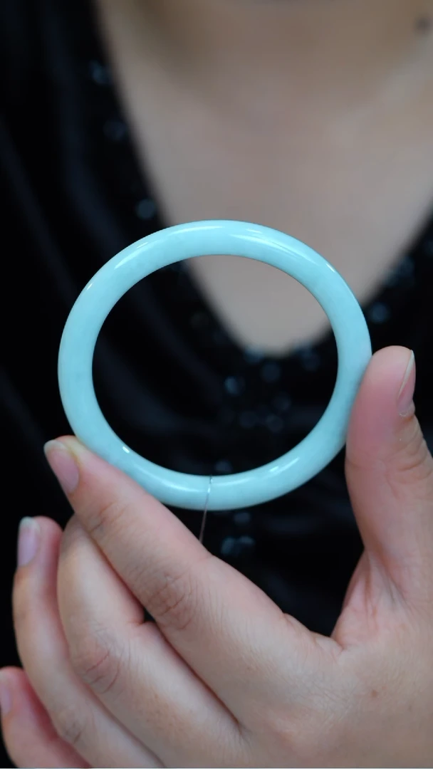 翡翠手镯未镶嵌玉镯0312