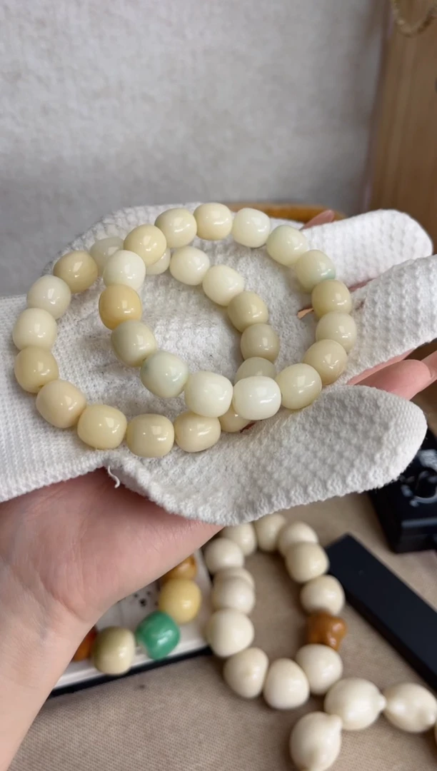 【闪购商品】菩提根/象牙果手串m448干磨年糕12*13