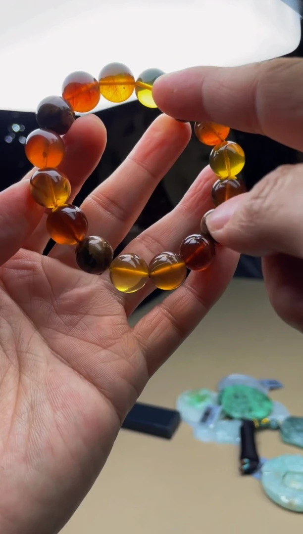 【闪购商品】琥珀颈饰未镶嵌         3076