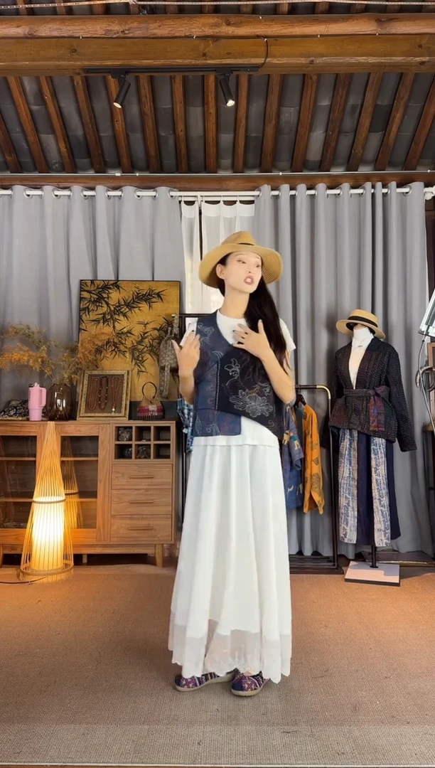 设计师款古布刺绣斜襟马甲