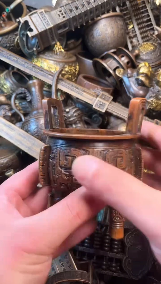 精美铜器点击下单