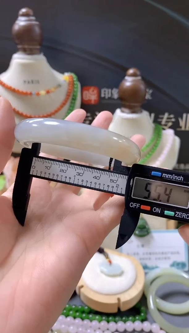 未镶嵌手镯和田玉天然玉石默认微瑕cg