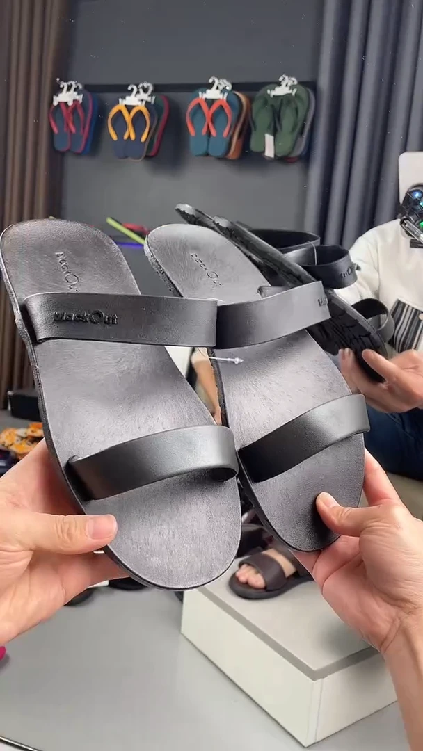 橡胶-编号093-断码拖鞋（适合运动鞋44码）