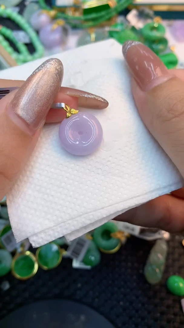 颈饰未镶嵌翡翠1