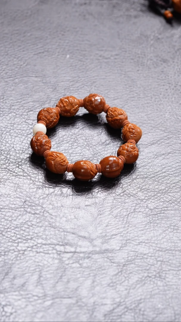 橄榄核吊坠橄榄核