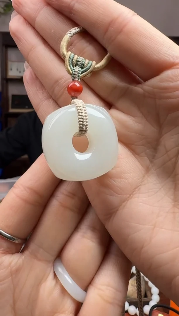 未镶嵌和田玉挂件3602-多样性发其一