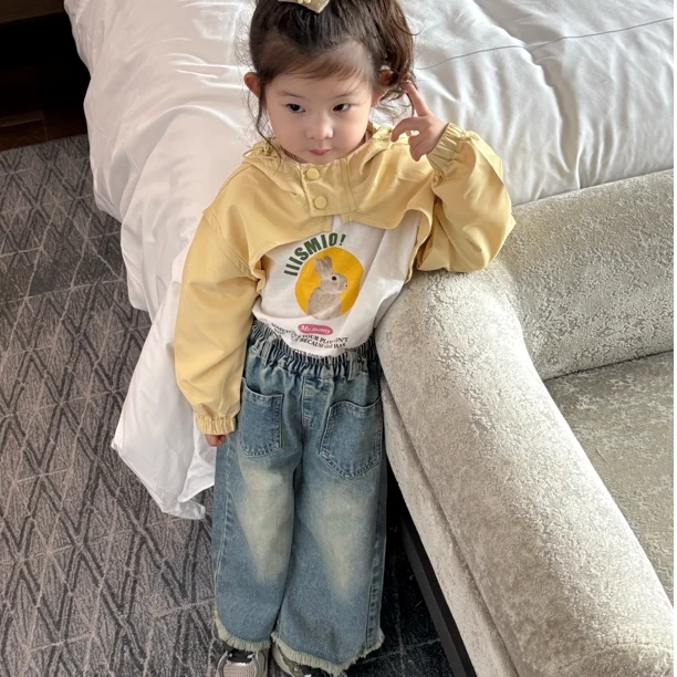 小言-2025春秋新款韩版休闲套装女童洋气时髦短外套罩衫牛仔裤