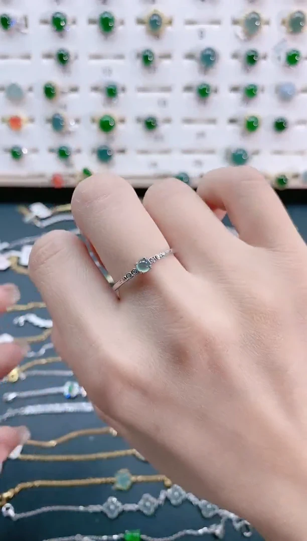 【闪购商品】翡翠戒指银S925镶嵌天然翡翠