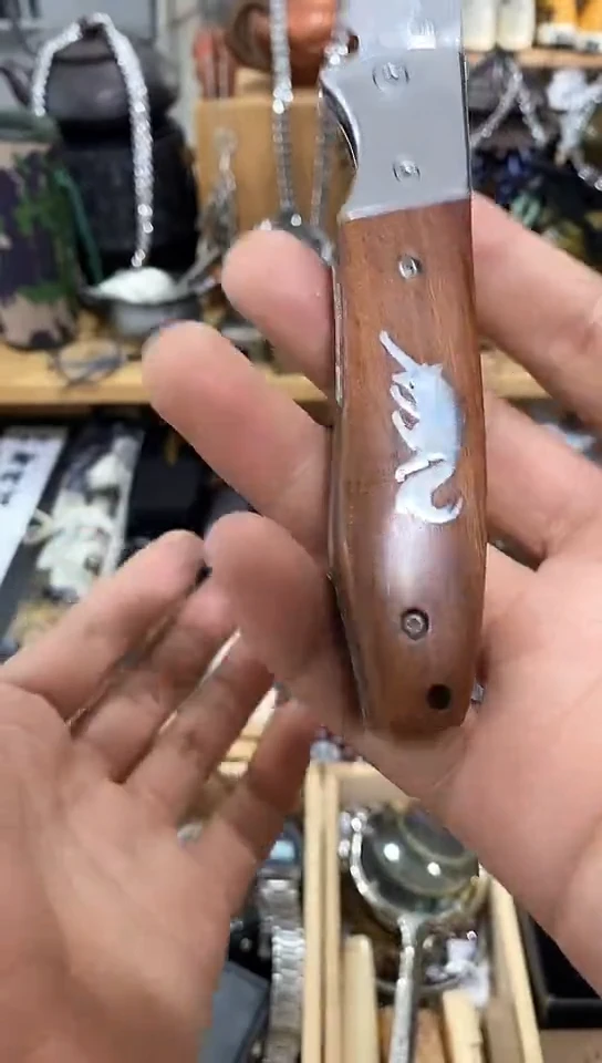 瓷片闪购商品  如图所示
