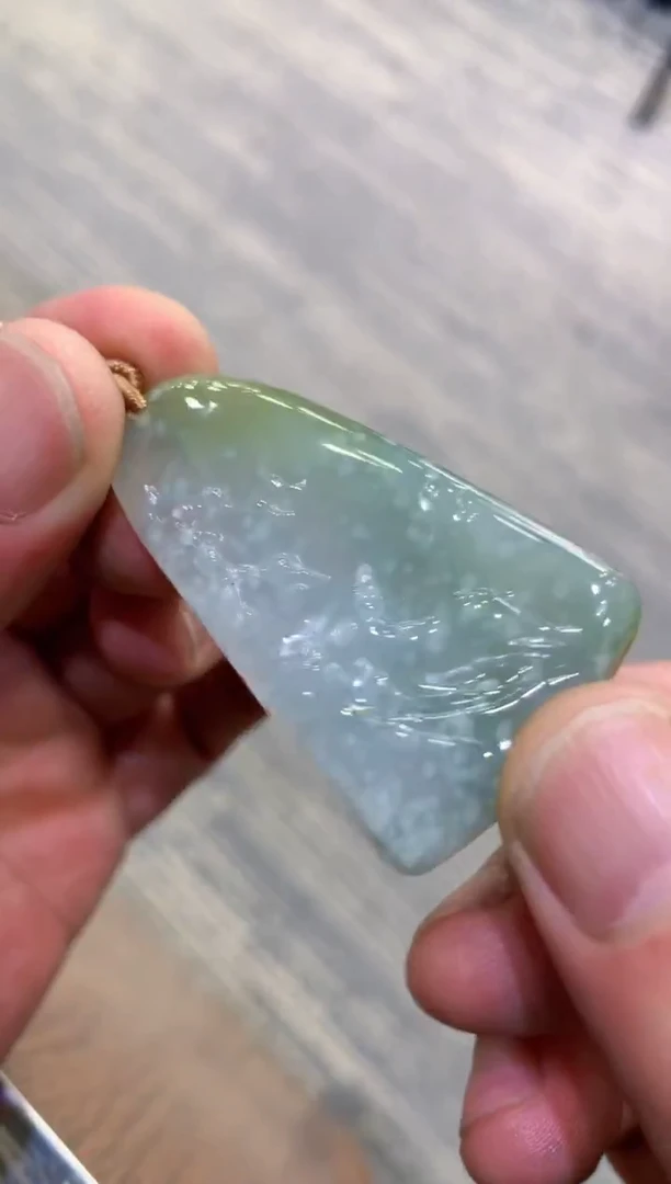 颈饰未镶嵌翡翠天然A货翡翠