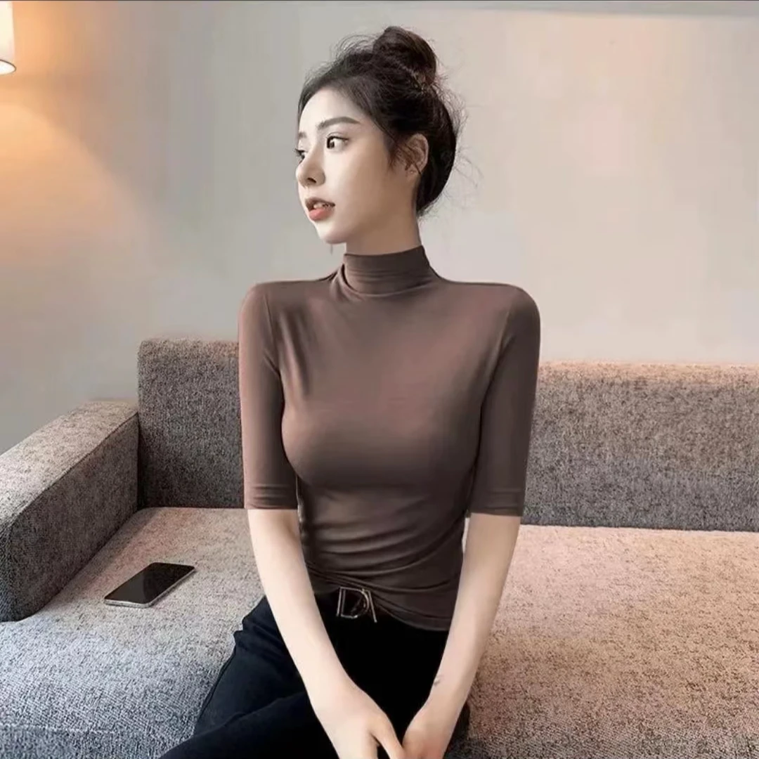 咖色半高领螺纹中袖五分袖t恤女2025夏季修身百搭高档打底上衣女