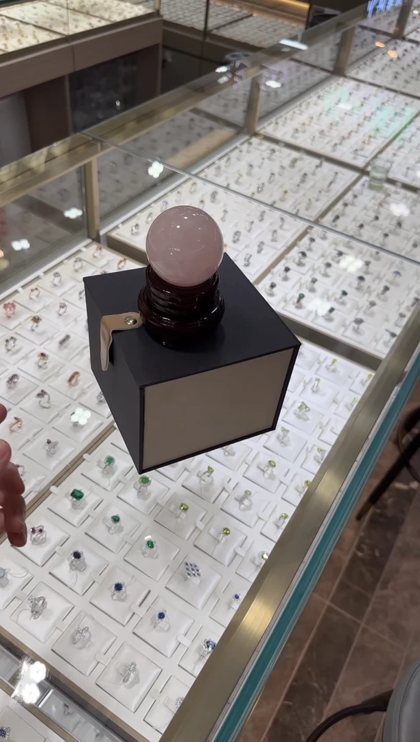 未镶嵌大型摆件（非配饰）芙蓉石60mm摆件