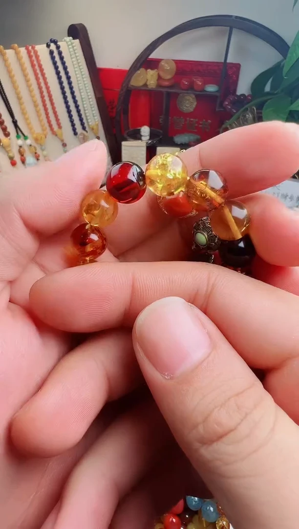 手串琥珀未镶嵌俊****生一物一件）007243