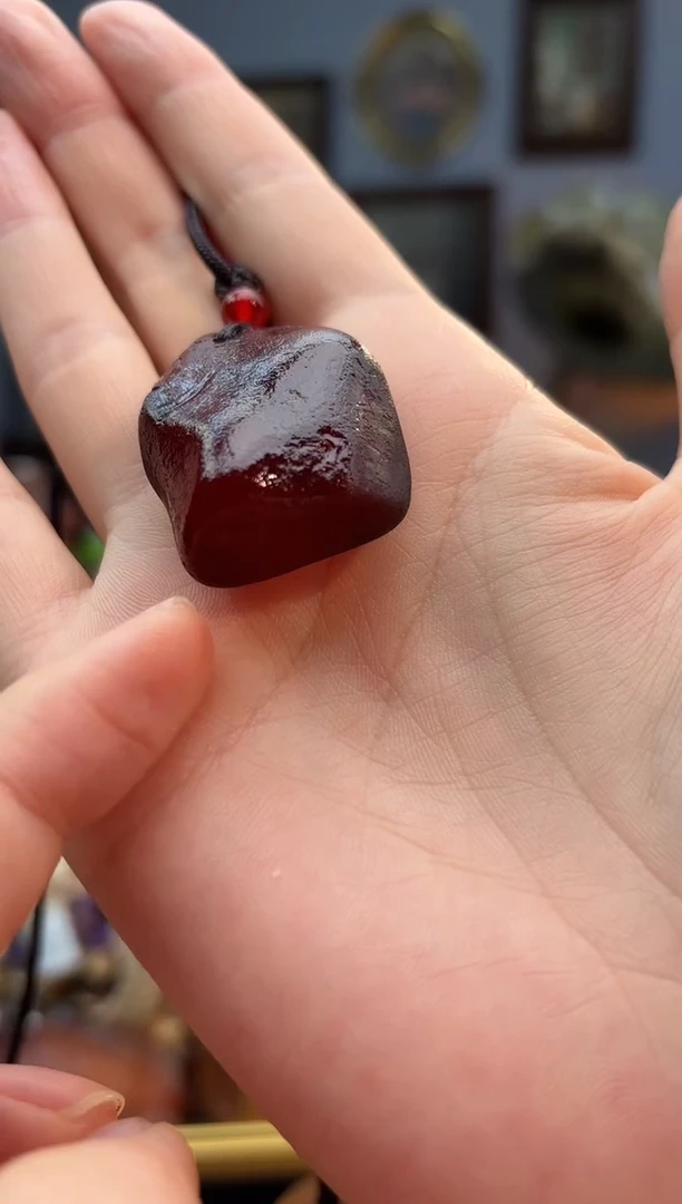 琥珀颈饰未镶嵌吊坠