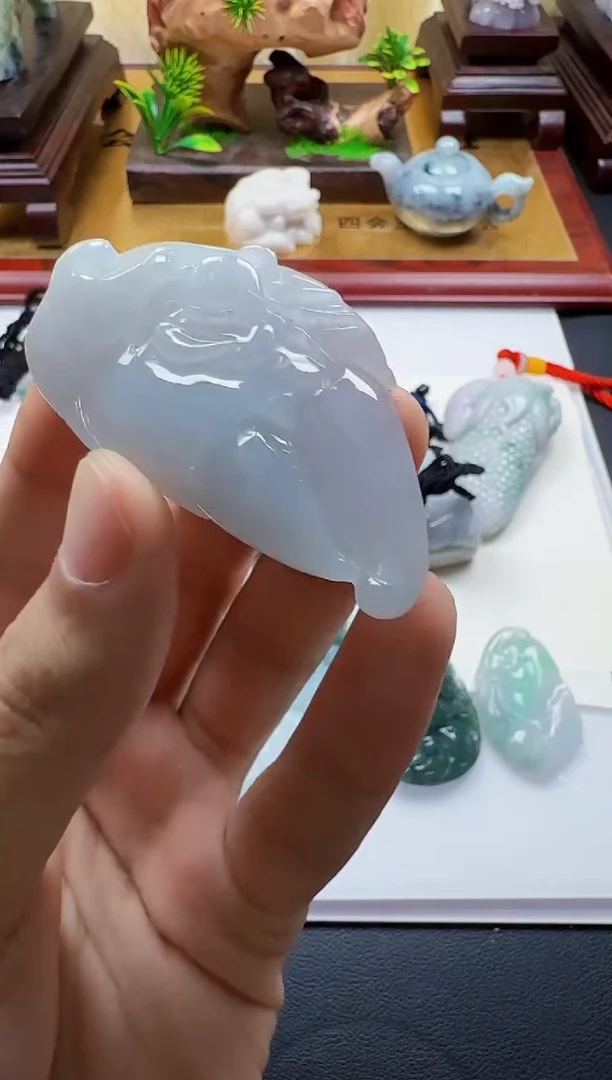 吊坠(不含链)未镶嵌翡翠1