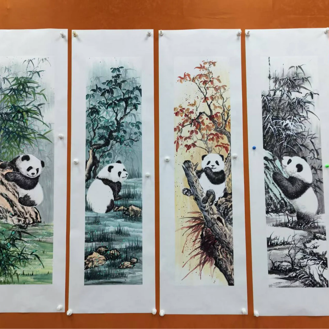 史维钢老师亲笔手绘国画熊猫系列 四条屏