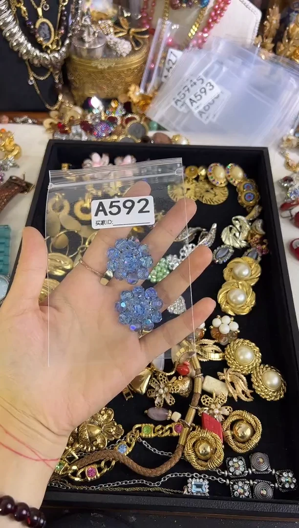 合金无铜合金592 中古首饰都有瑕疵 请确认好在拍！