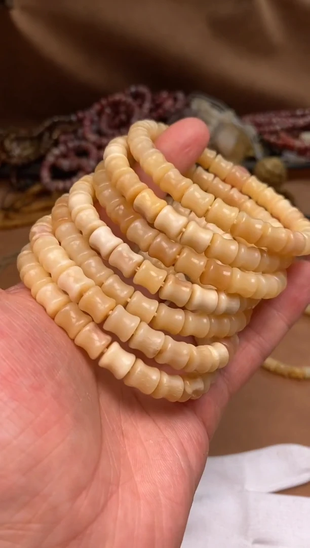 其他驼骨驼骨A10-密透三花手串