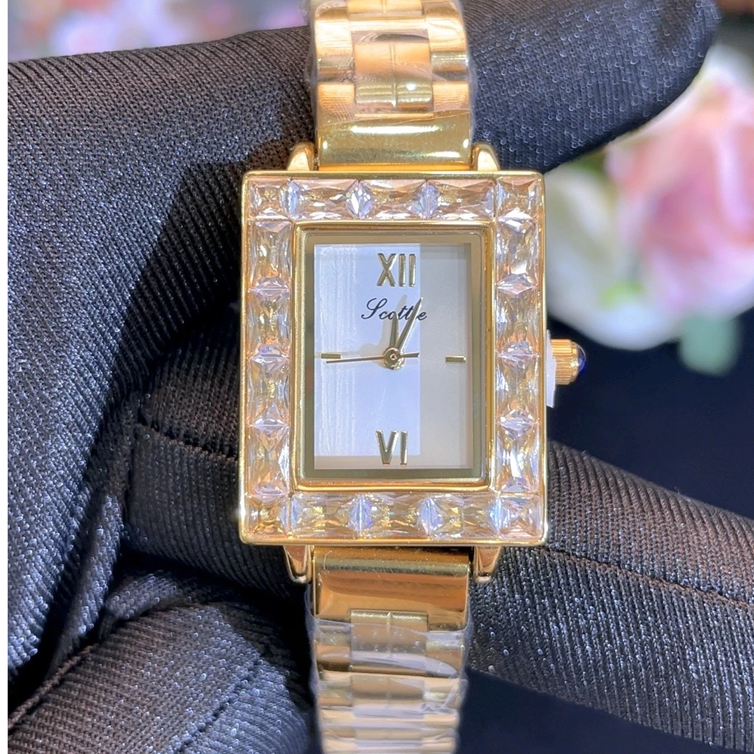 全新未使用/复古风女士腕表/经典系列 （直播间展示为准）AH dd