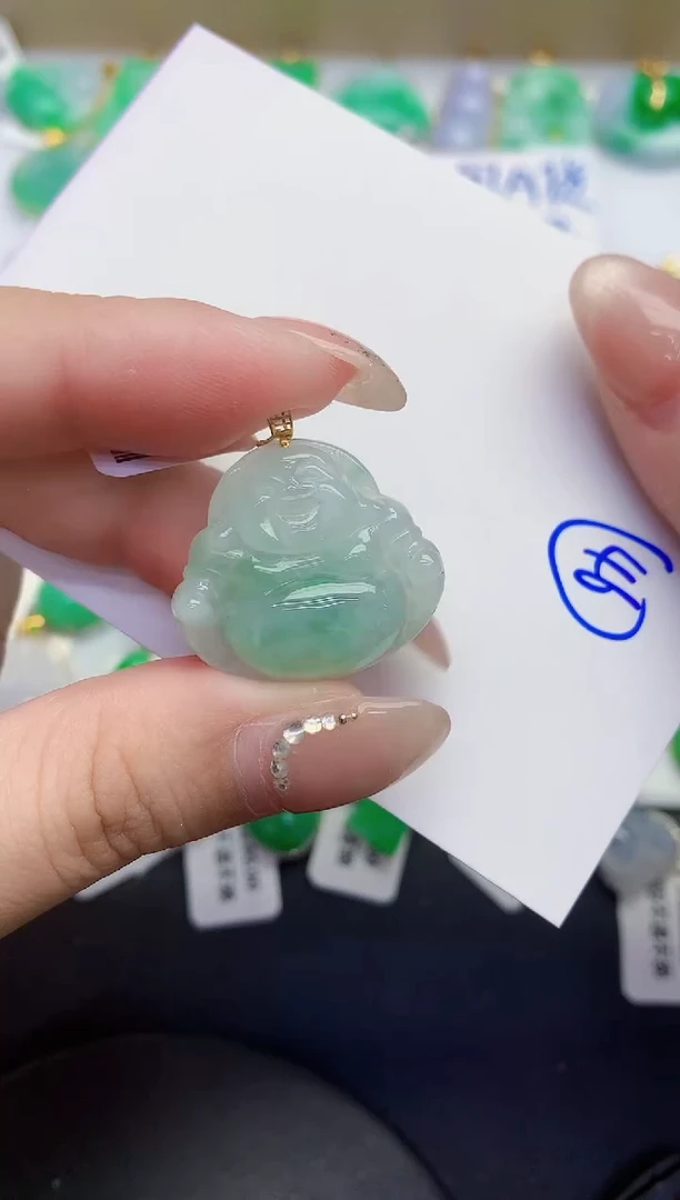 颈饰18K金镶嵌翡翠缅甸天然翡翠a货