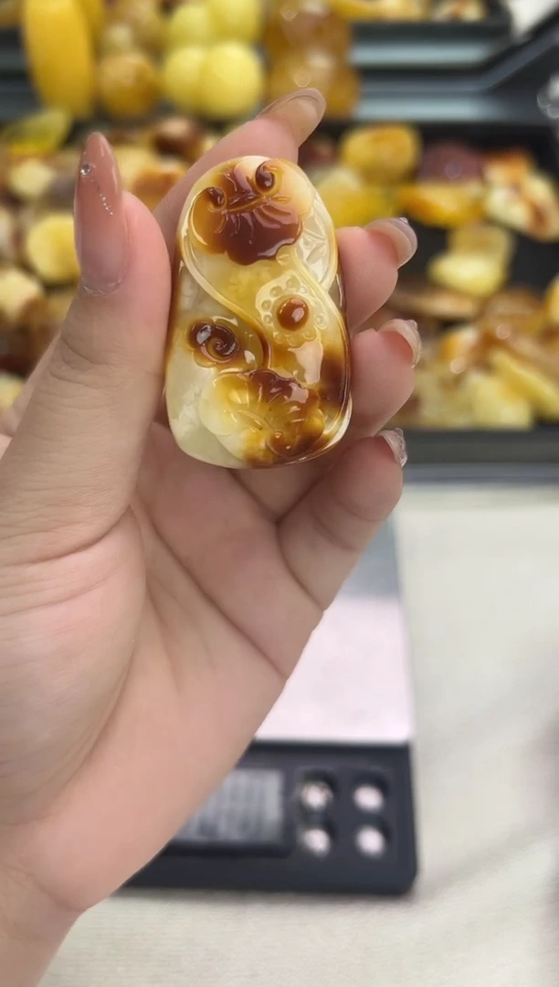 裸石琥珀未镶嵌琥珀蜜蜡吊坠