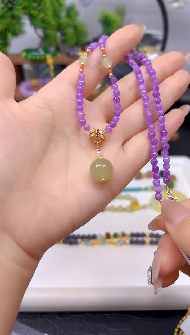 翡翠未镶嵌颈饰X728