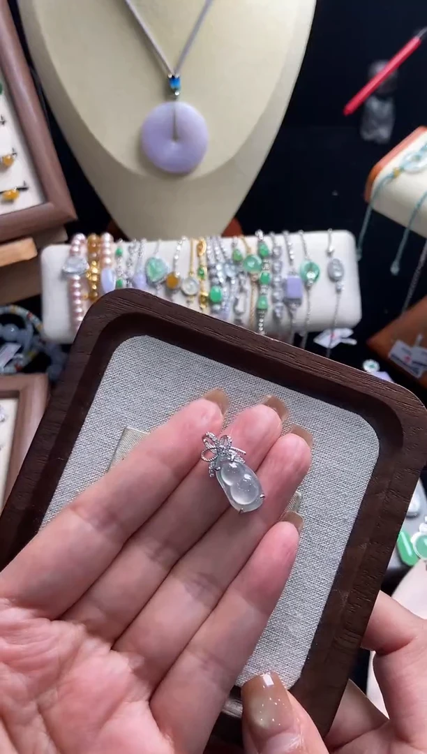 银S925镶嵌挂件翡翠吊坠