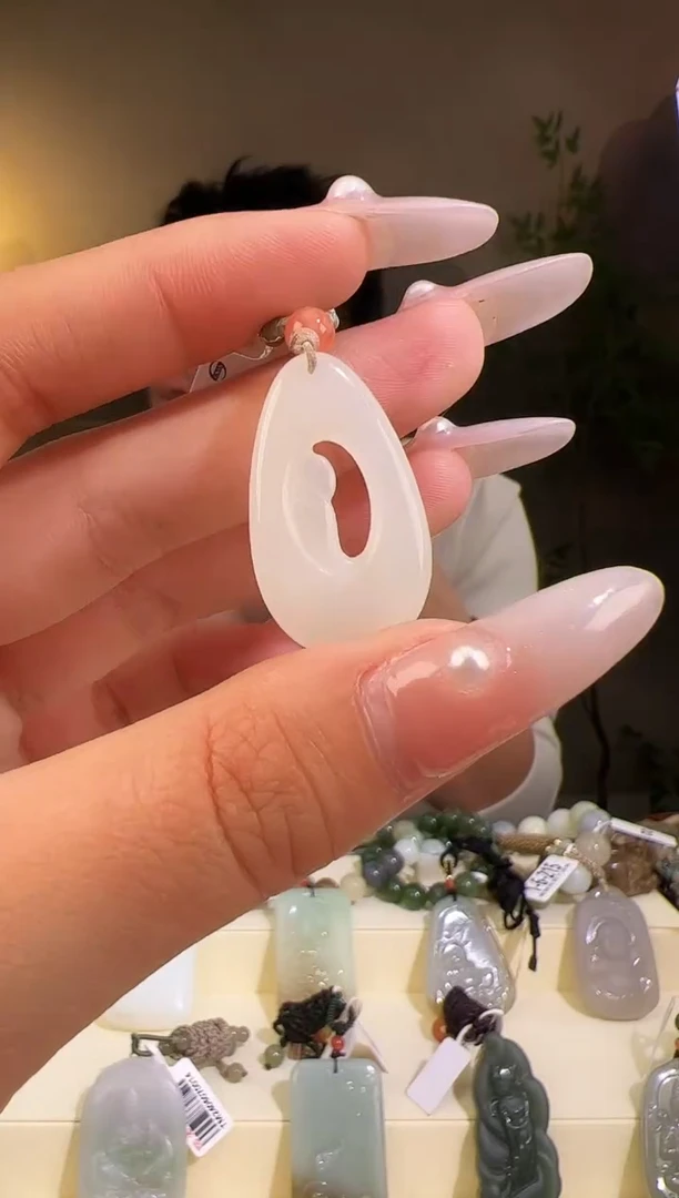 【闪购商品】和田玉颈饰未镶嵌悟道p