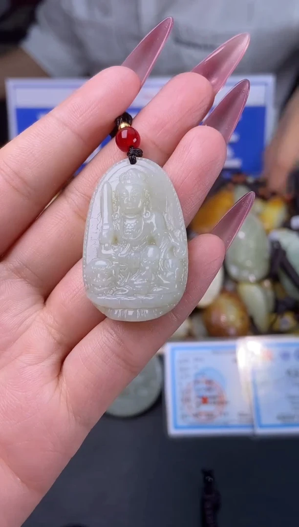 和田玉未镶嵌颈饰1