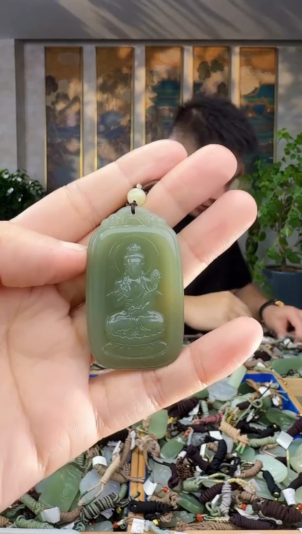 未镶嵌和田玉挂件拍一发一