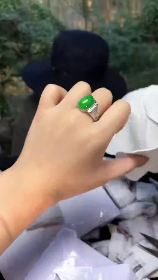 满色吊坠 所见即所得！！