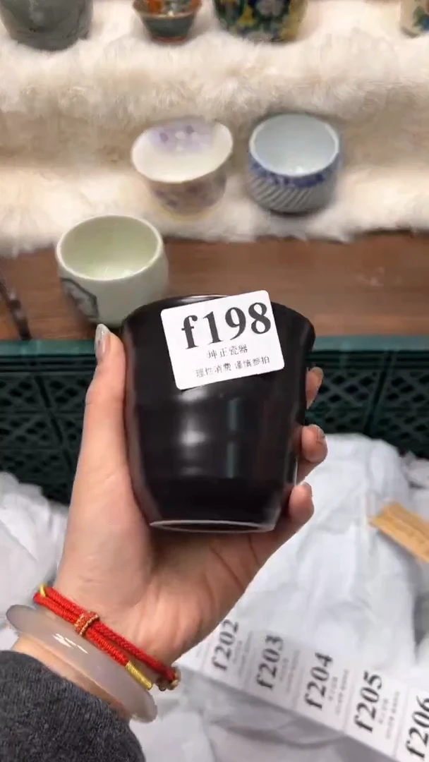 【闪购商品】瓷片          f198