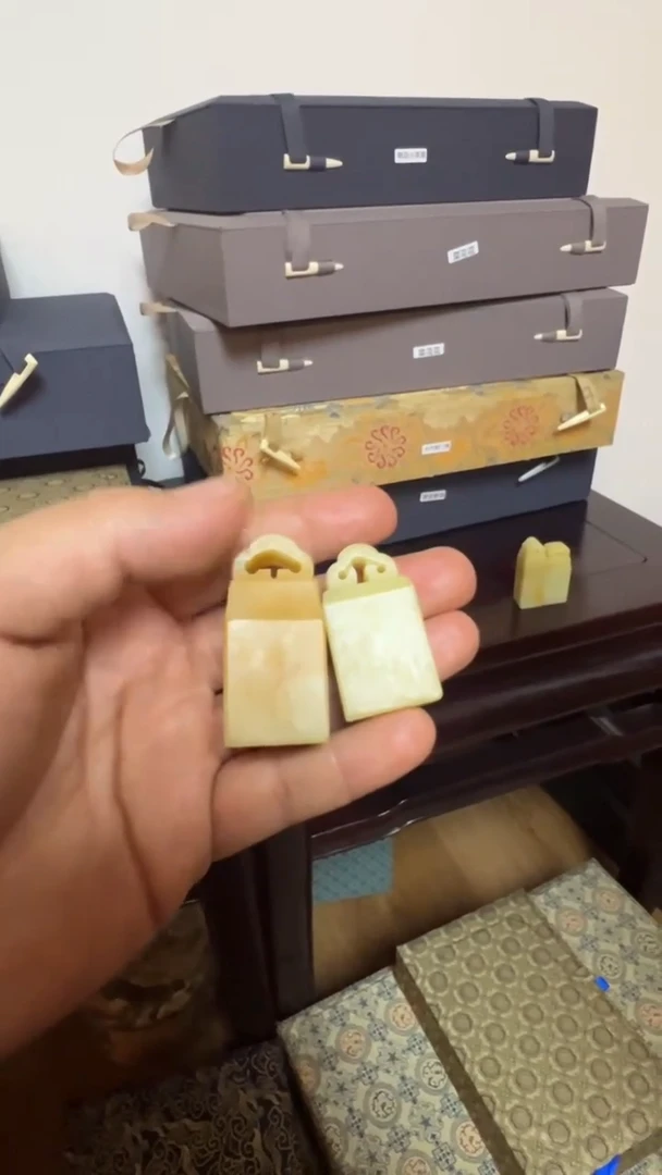 【闪购商品】青田石两方如意钮