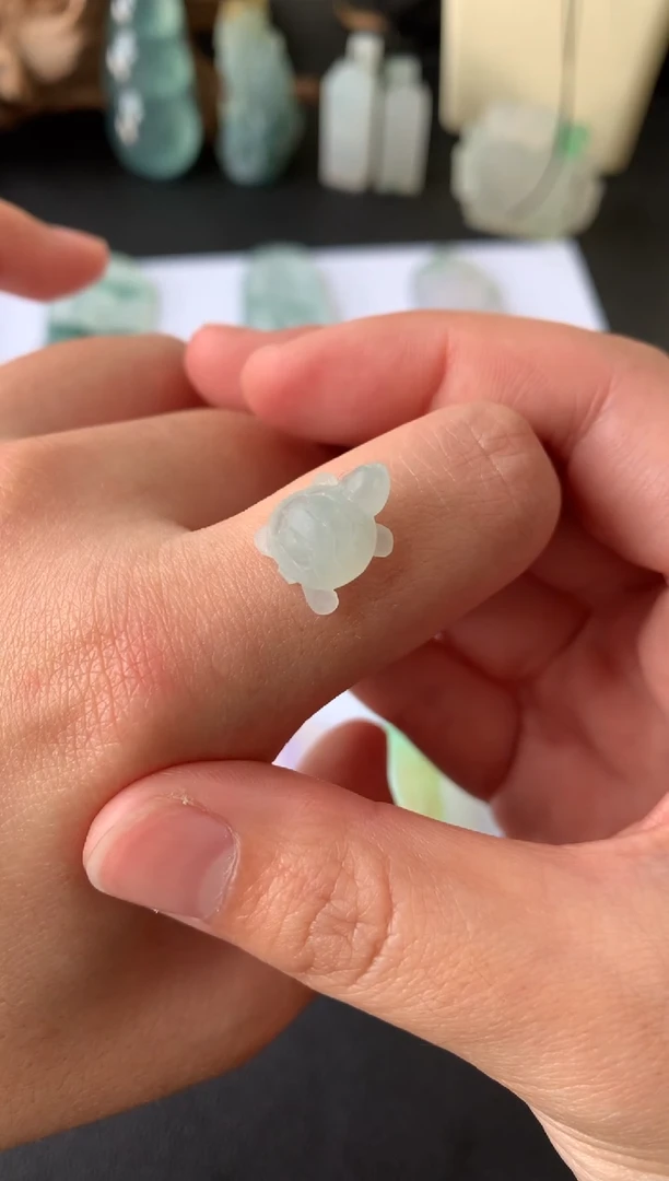 【闪购商品】定制翡翠未镶嵌翡翠