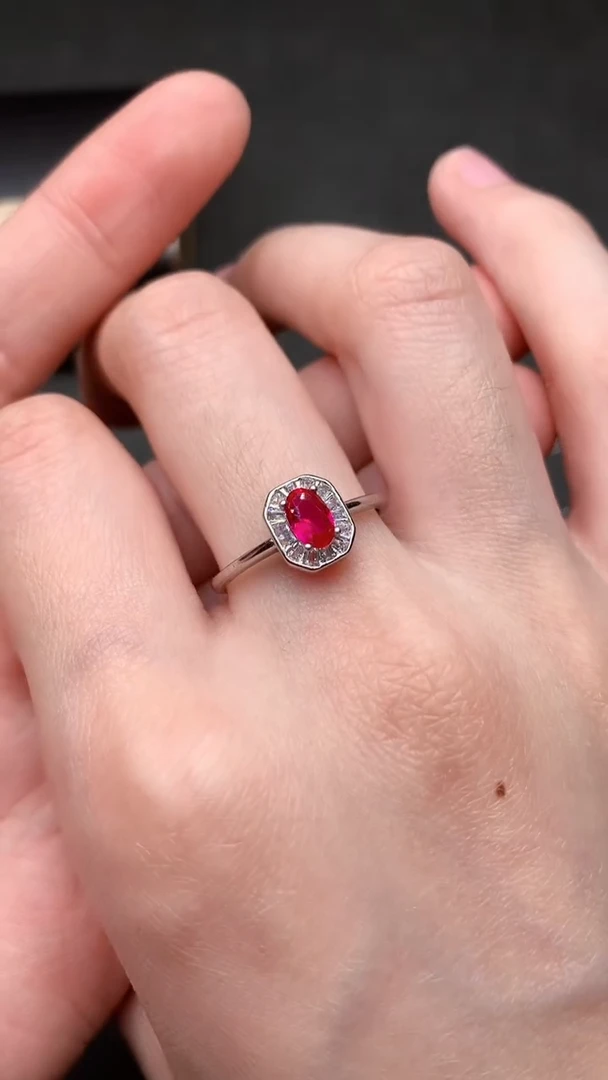 【闪购商品】红宝石戒指银S925镶嵌.....