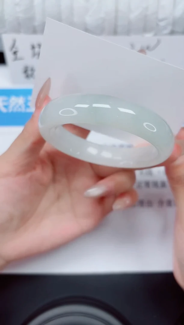 未镶嵌手镯石英质玉101-54