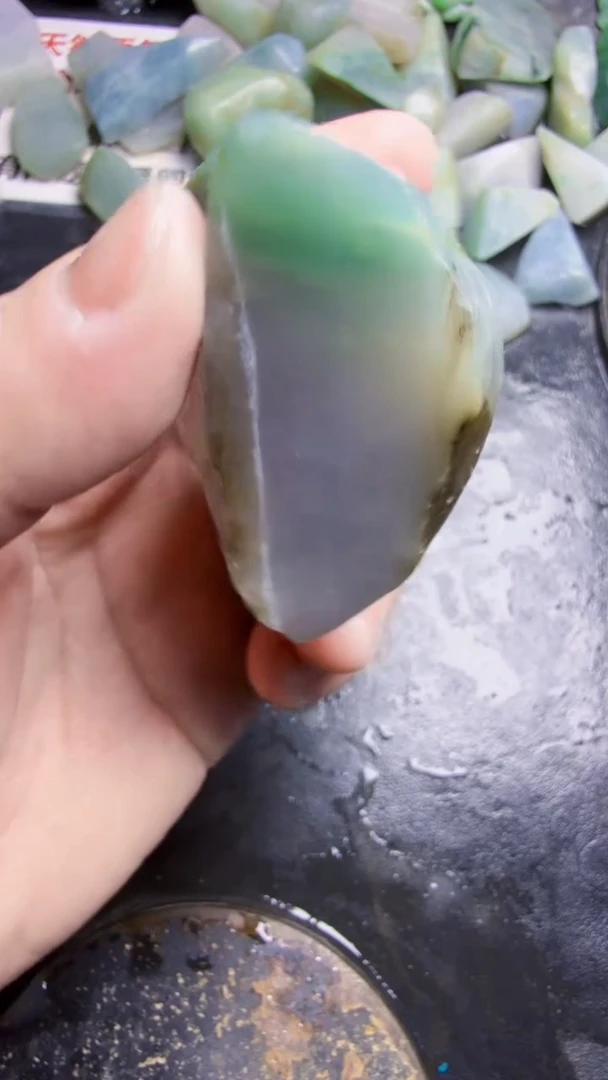 未镶嵌挂件翡翠果*哈天然翡翠247