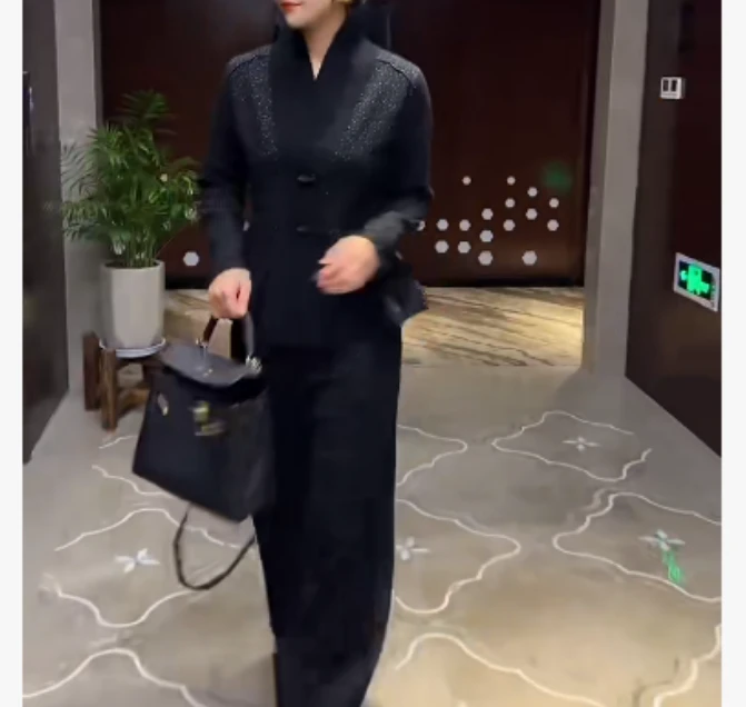 2025早秋时尚潮流百搭精品女装拼YUIX0