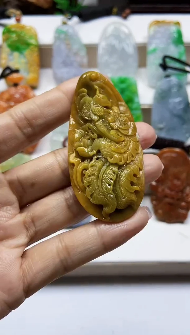 颈饰未镶嵌翡翠翡翠A货