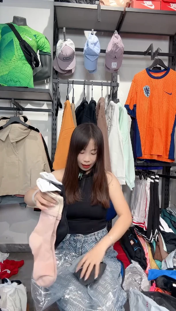 1260  编码 耐克卫衣服饰过款为准 尺码